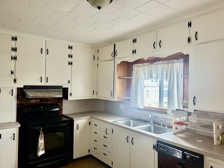 Property Photo:  556 Brayton Ave  MA 02726 