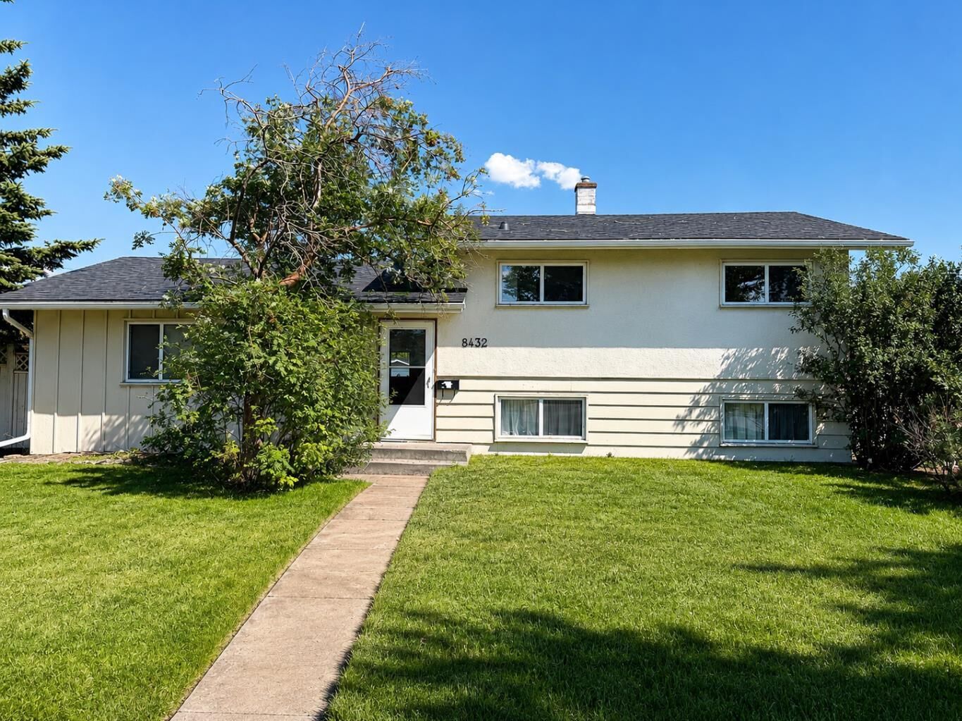 Property Photo: 8432 Elbow Drive SW AB T2V 1K8