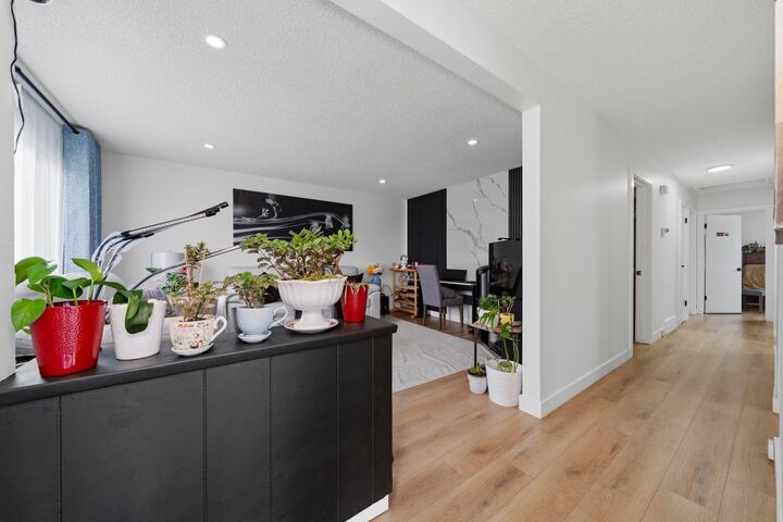 Property Photo: 4123 30 Avenue SE AB T2B 0H3