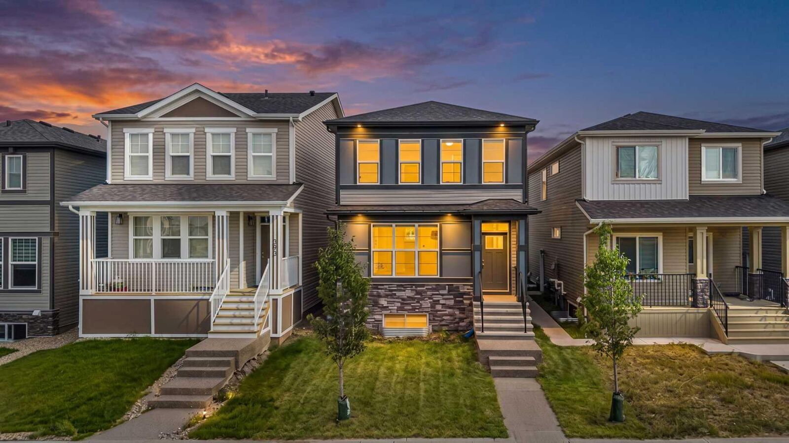 Property Photo:  389 Cornerbrook Road NE  AB T3N 2E4 