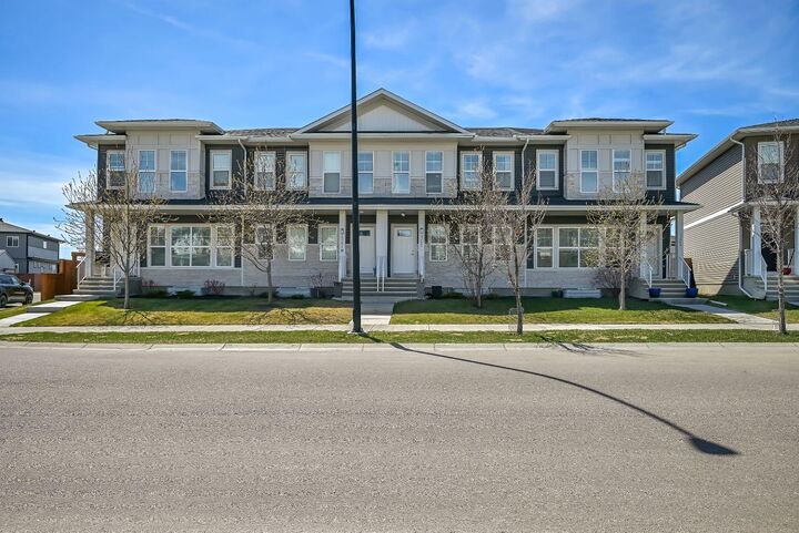 Property Photo: 1265 Carrington Boulevard NW AB T3P 1M2
