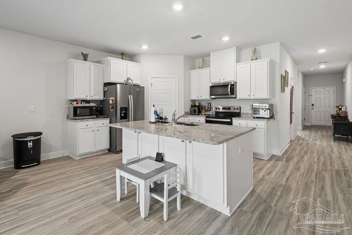Property Photo:  454 Connie Way  FL 32533 