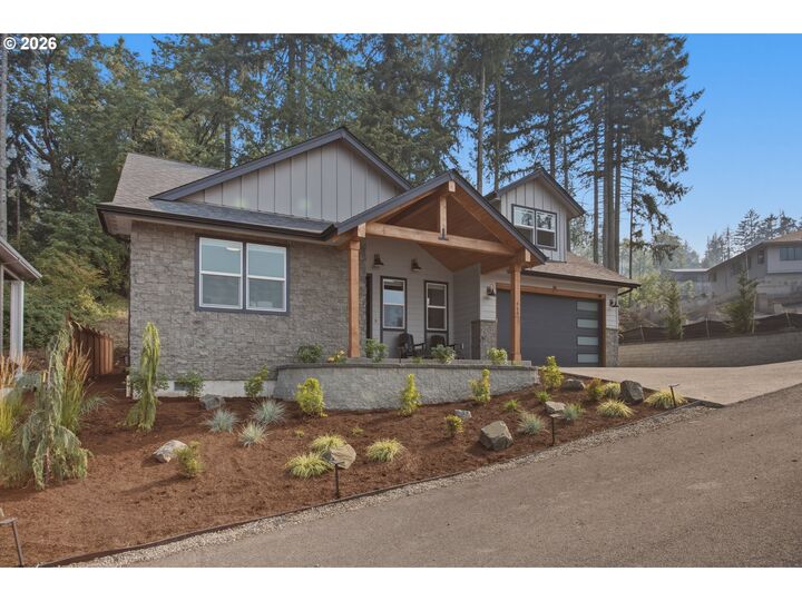 Property Photo: 980 S 66th Pl OR 97478