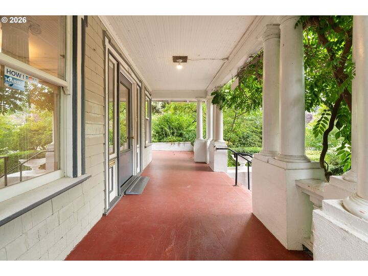Property Photo:  2116 NE 18th Ave  OR 97212 