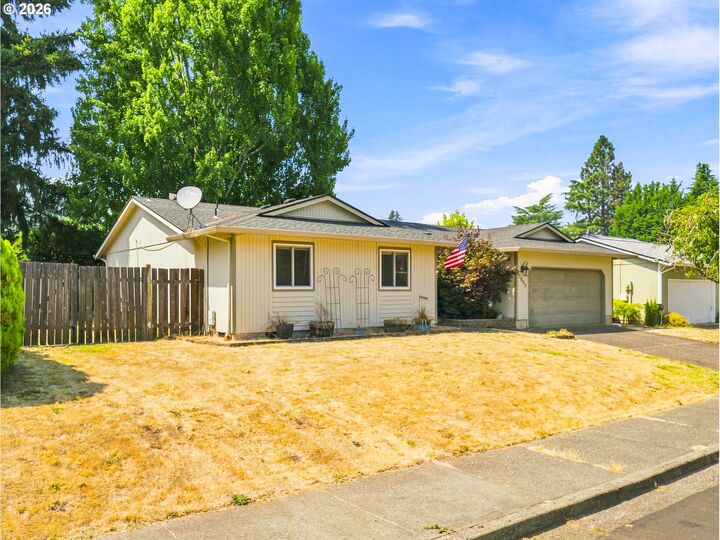 Property Photo:  2899 SW 196th Ave  OR 97003 