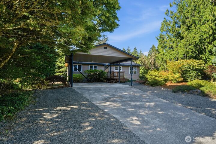 Property Photo: 1916 NE Cady Street WA 98310