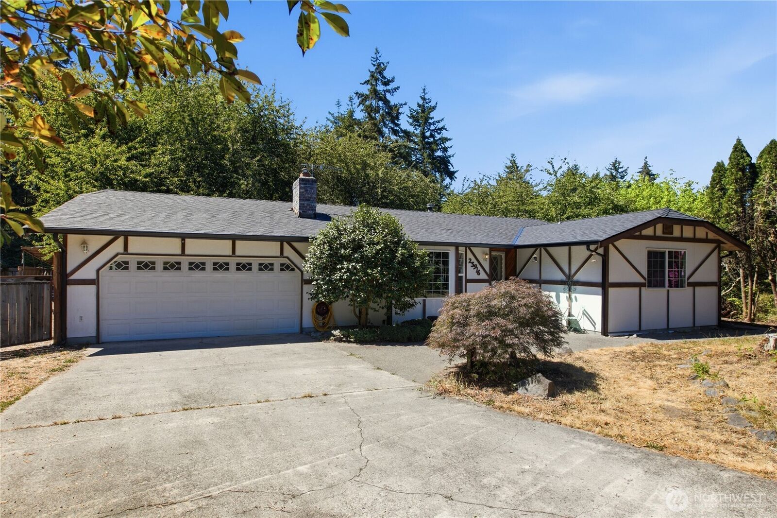 Property Photo: 23916 65th Avenue Ct E WA 98338