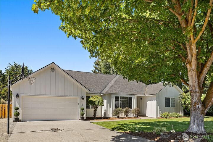 Property Photo: 1403 N Thayer Avenue WA 98926