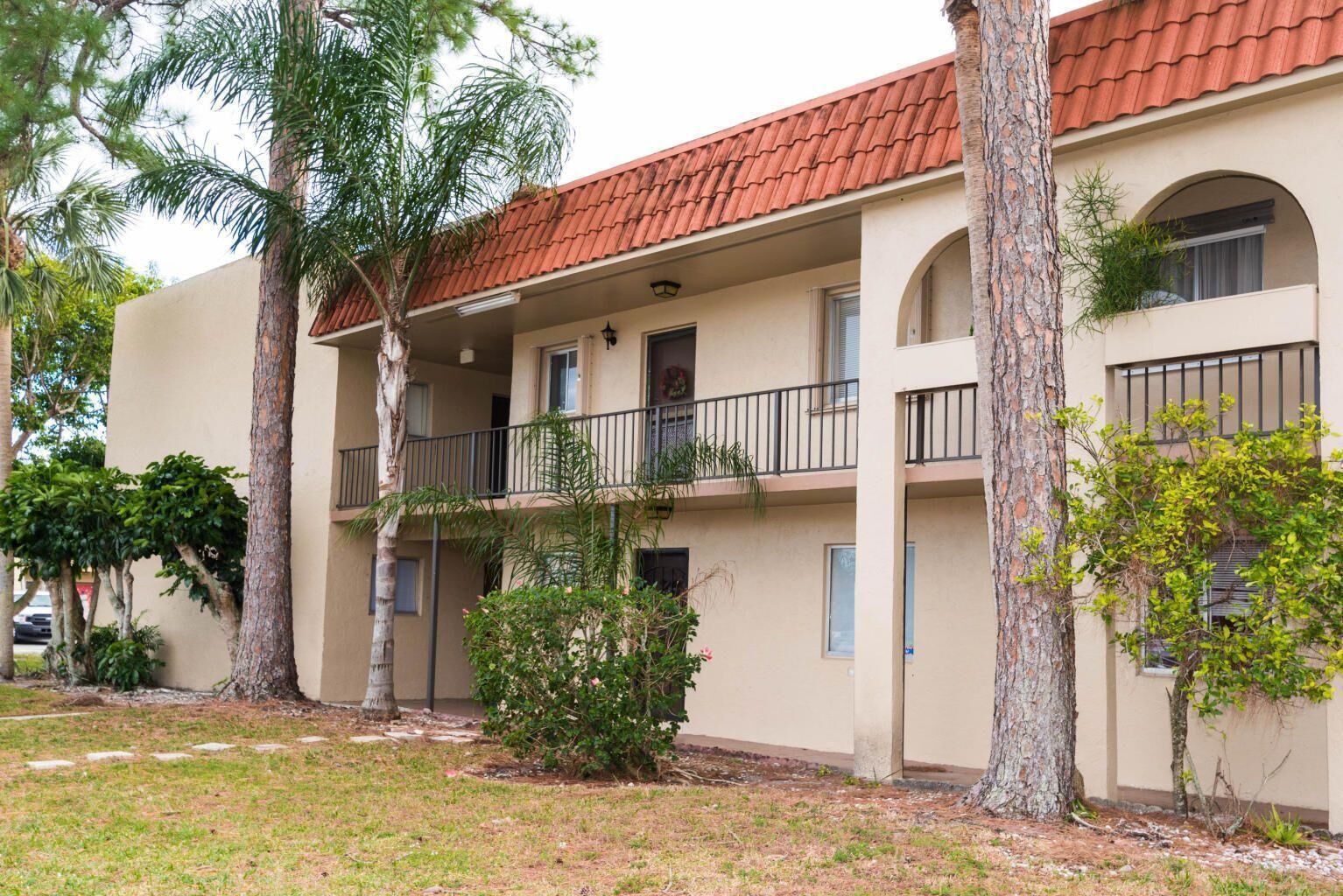 Property Photo: 6054 Forest Hill Boulevard 103 FL 33415