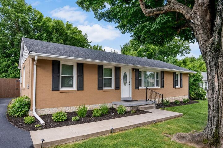 Property Photo: 1424 Longview Drive KY 42101