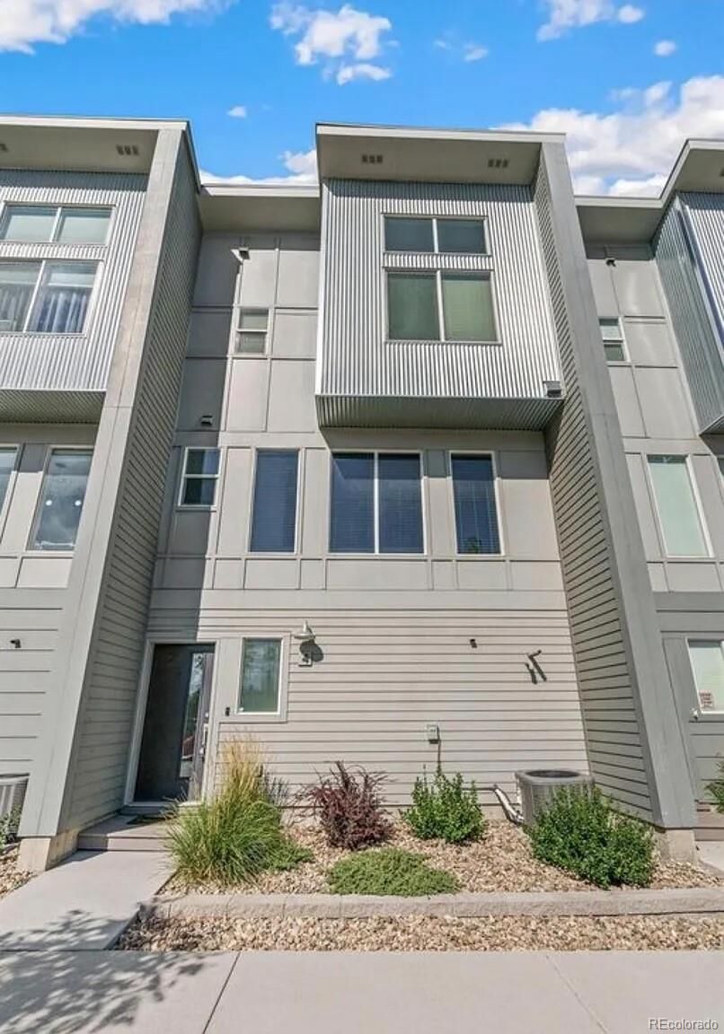 Property Photo:  8711 E Hampden Avenue 4  CO 80231 