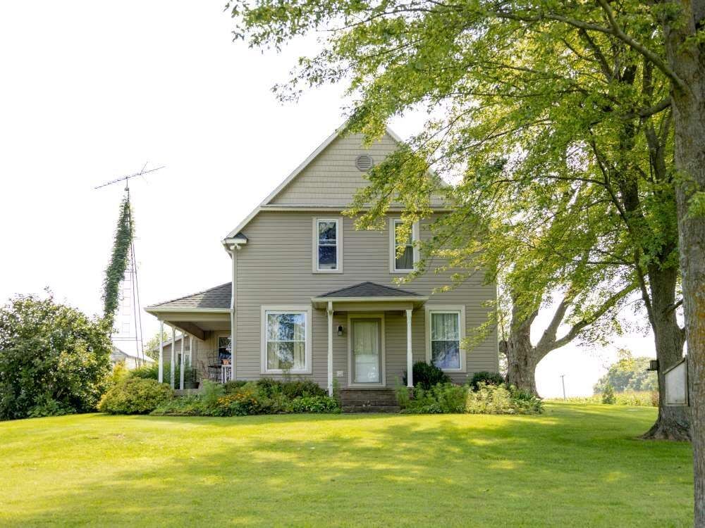 Property Photo:  1360 N Cr 750 East  IN 47346 