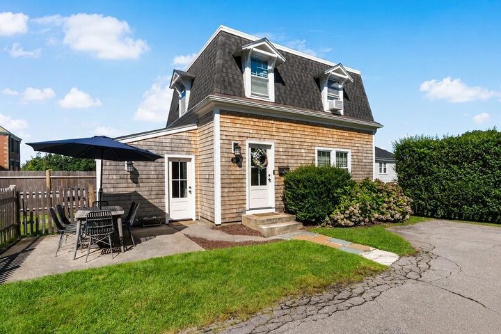 Property Photo:  147 Evarts Street  RI 02840 