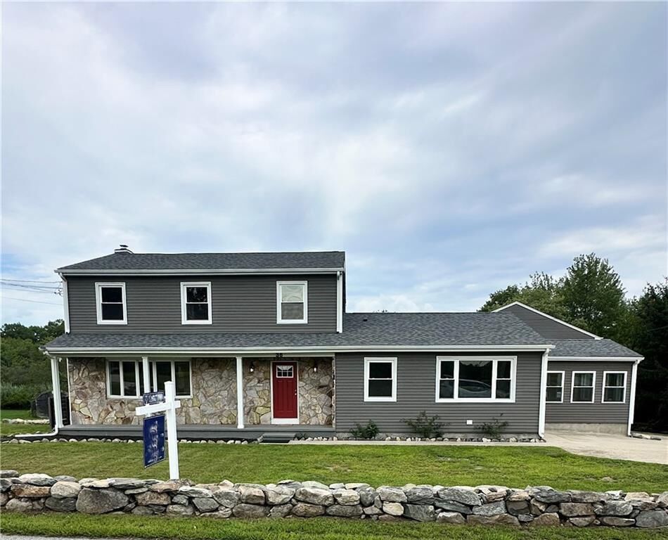 Property Photo:  36 Kinnicutt Avenue  RI 02885 