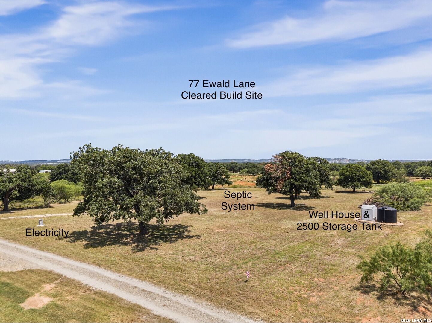 Property Photo: 77 Ewald Ln TX 78624
