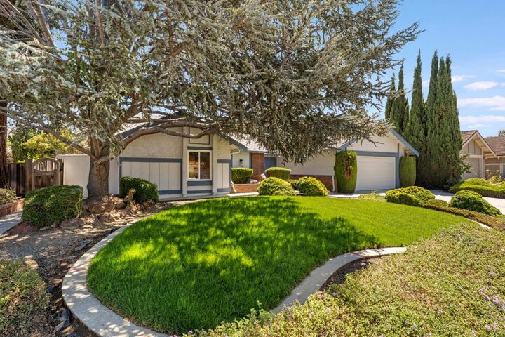 Property Photo: 3220 Foxboro Place CA 95135