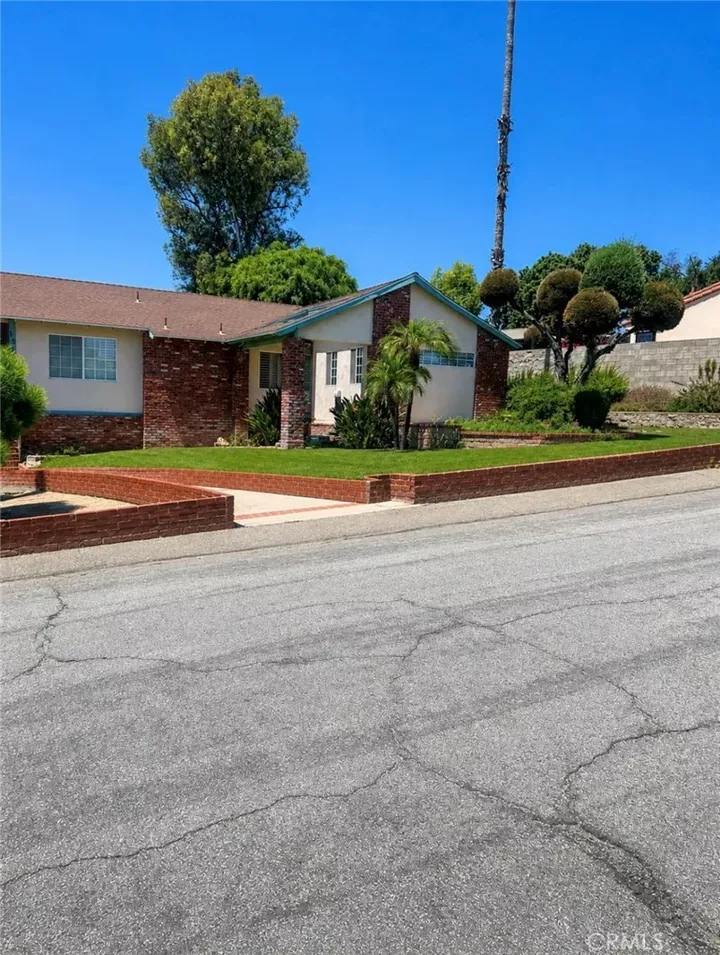 Property Photo:  1231 Meadowland  CA 90631 