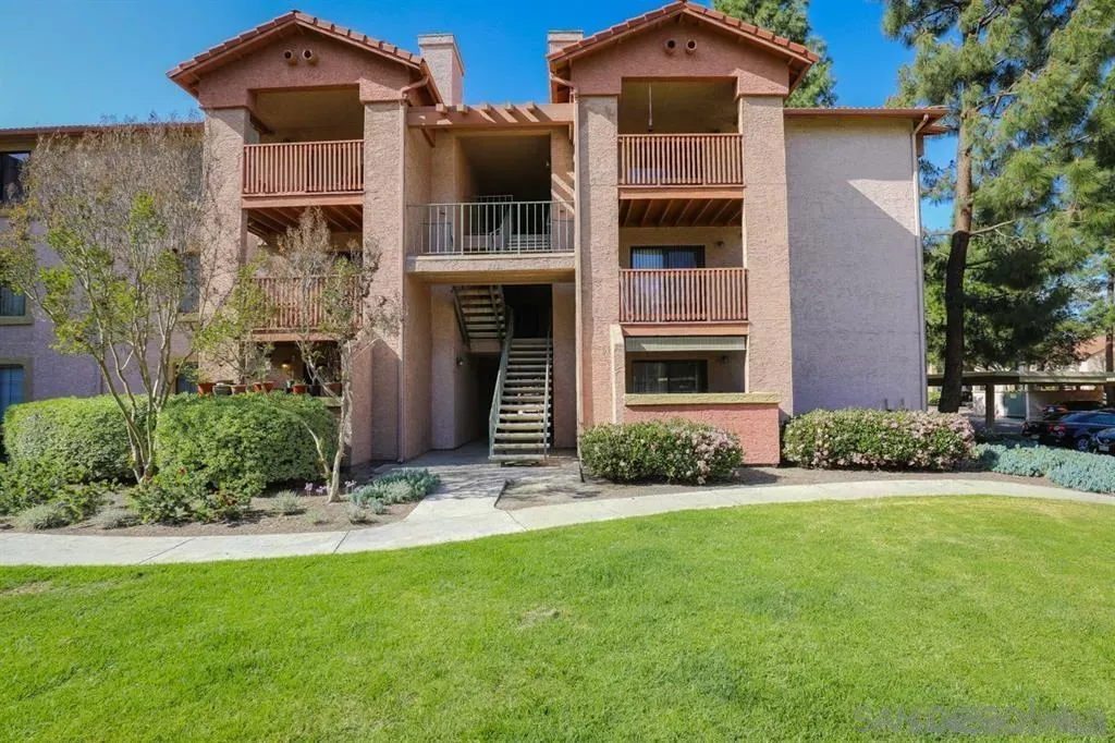 Property Photo:  12019 Alta Carmel Ct. 272  CA 92128 