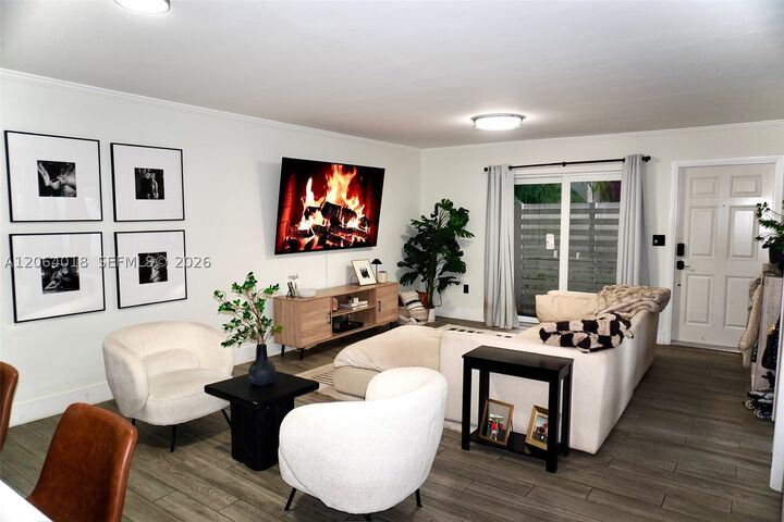 Property Photo: 541 NW 98th Ave FL 33324