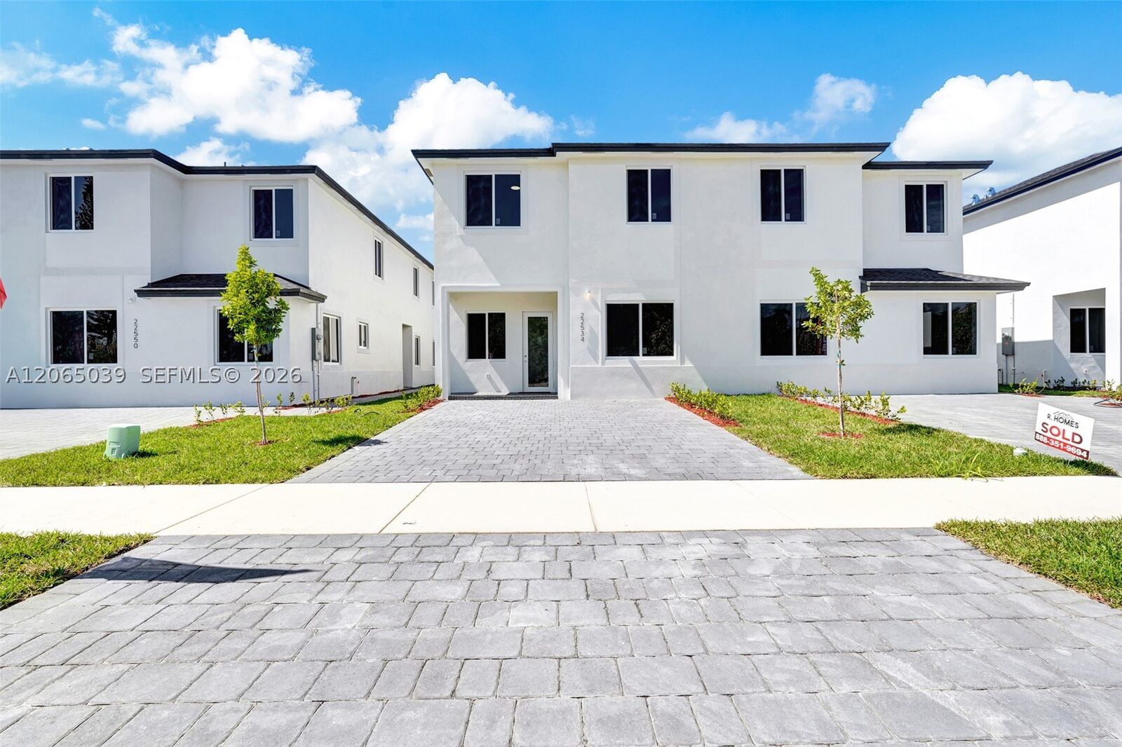Property Photo: 22555 SW 125th Ave FL 33170