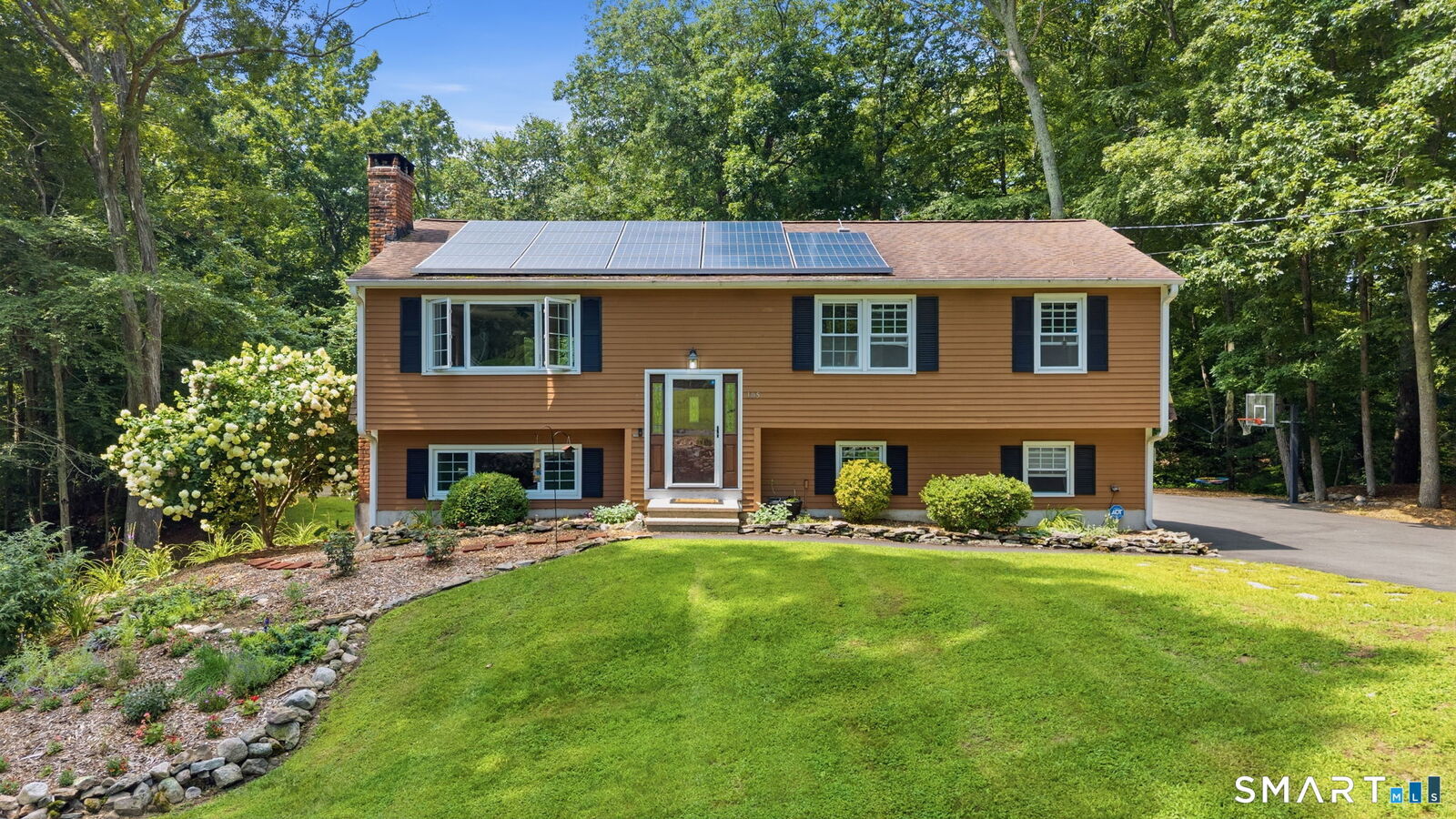 Property Photo:  105 Dean Road  CT 06333 