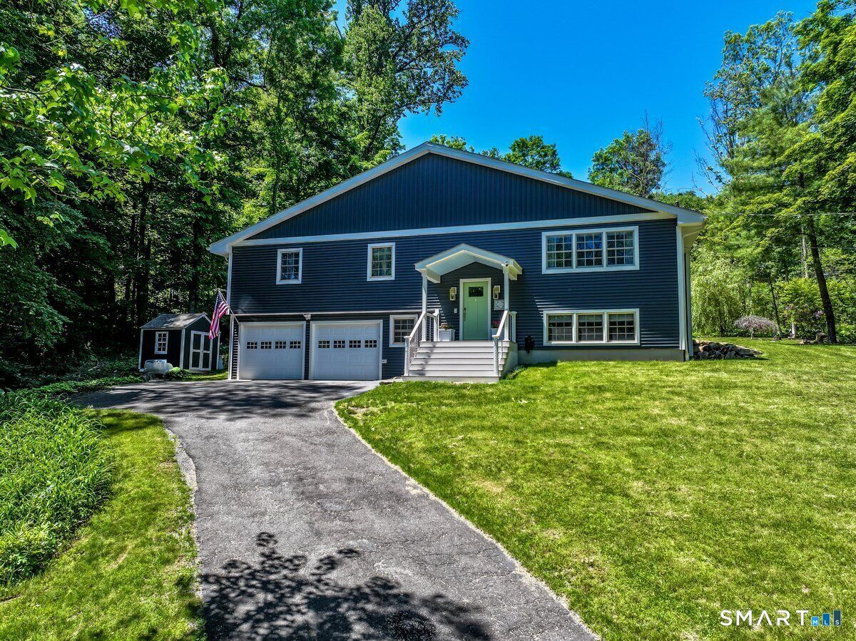 Property Photo: 3 Ledgewood Drive CT 06784
