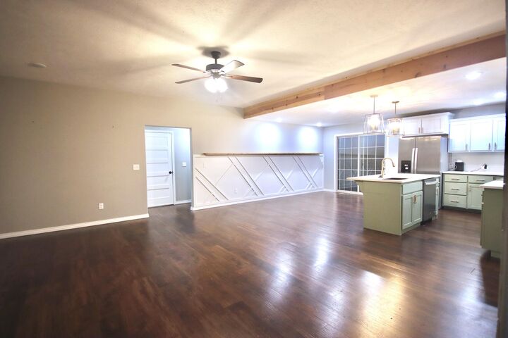 Property Photo:  675 E Simpson Street  MO 65781 