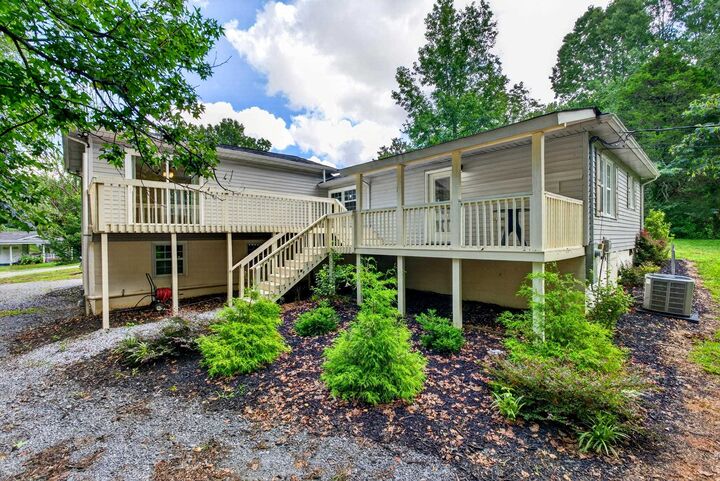 Property Photo:  301 W Finger Street  SC 29356 