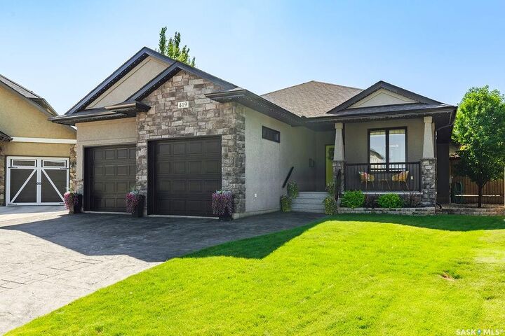Property Photo:  419 Paton Place  SK S7W 0B8 