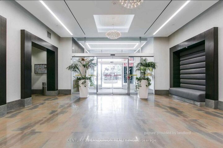 Property Photo:  18 Yonge Street 2714  ON M5E 1Z8 