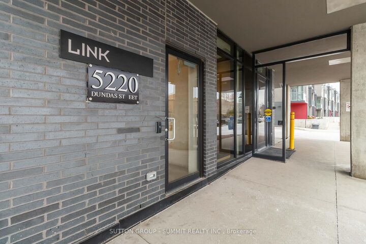 Property Photo: 5220 Dundas Street D422 ON L7L 0J4