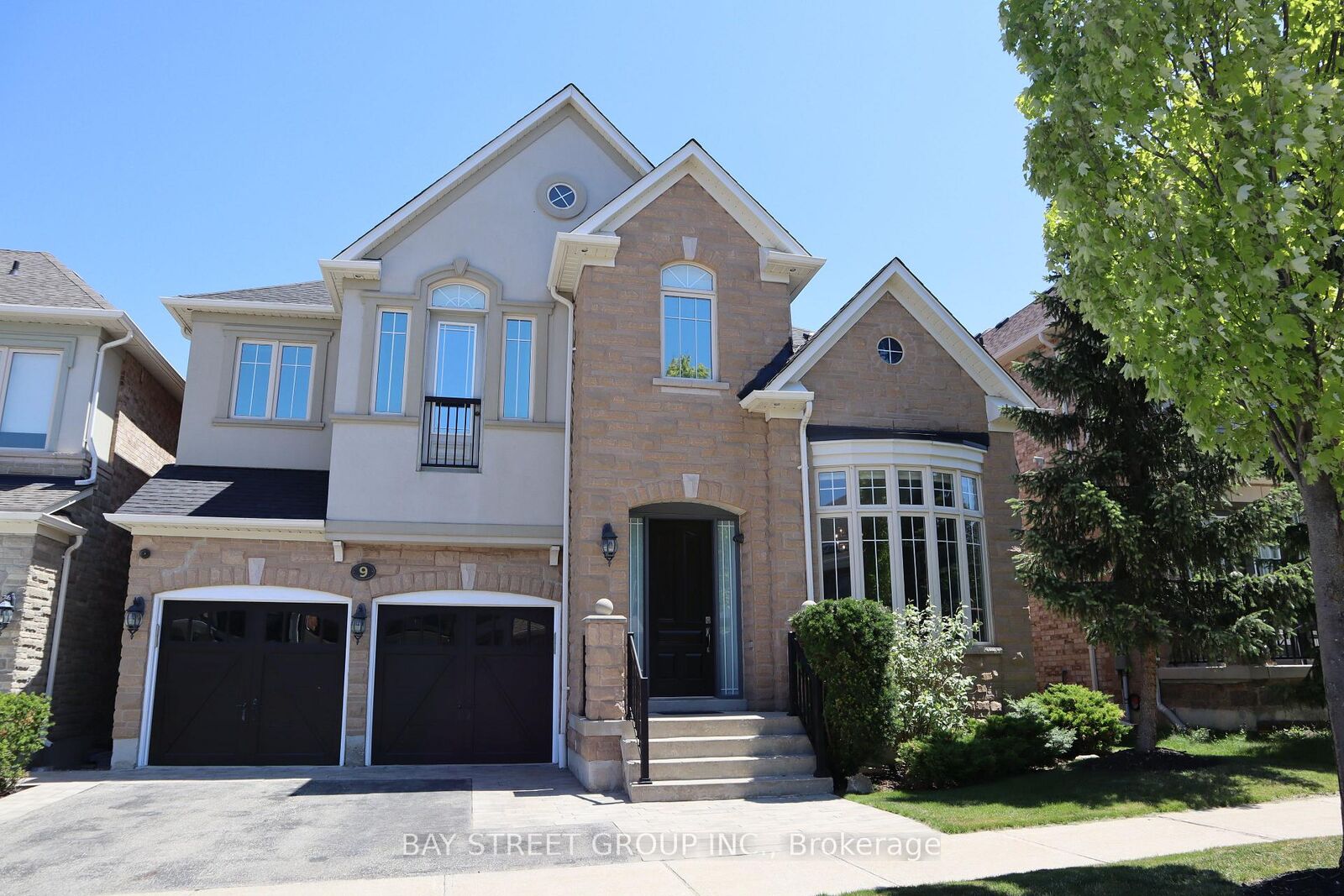 Property Photo:  9 Eber Street  ON L4E 4X2 