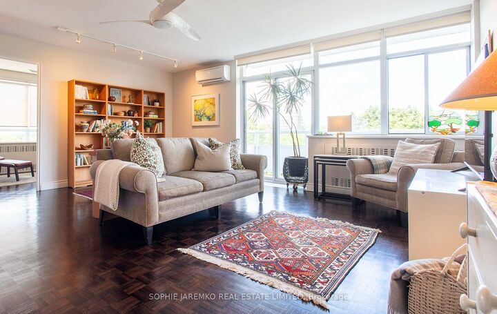 Property Photo: 580 Christie Street 603 ON M6G 3E3