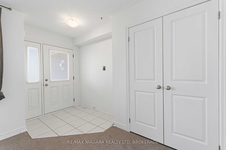 Property Photo: 48 Juneberry Road ON L2V 5G5