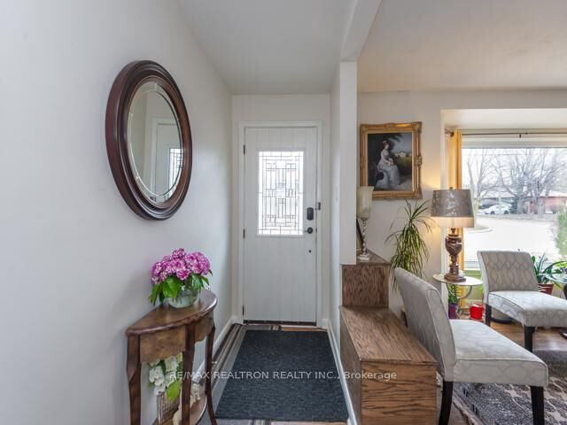 Property Photo: 505 Colborne Street E ON L1N 1W6