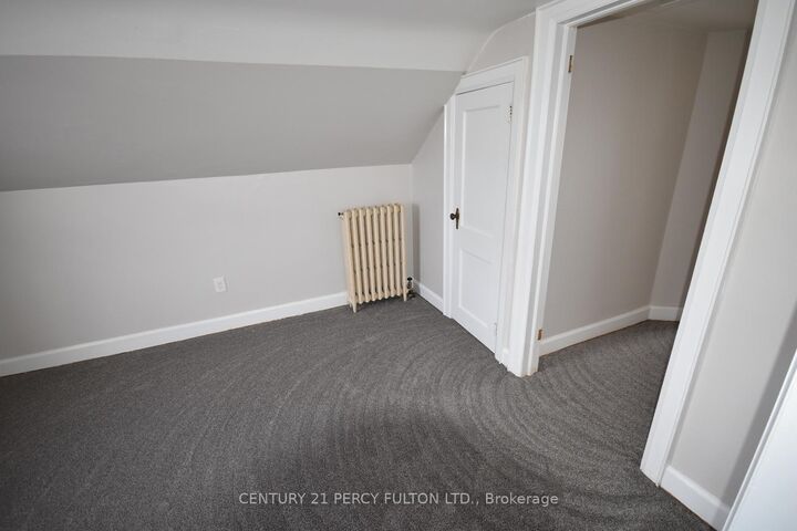 Property Photo: 361 Bond Street E ON L1G 1B6