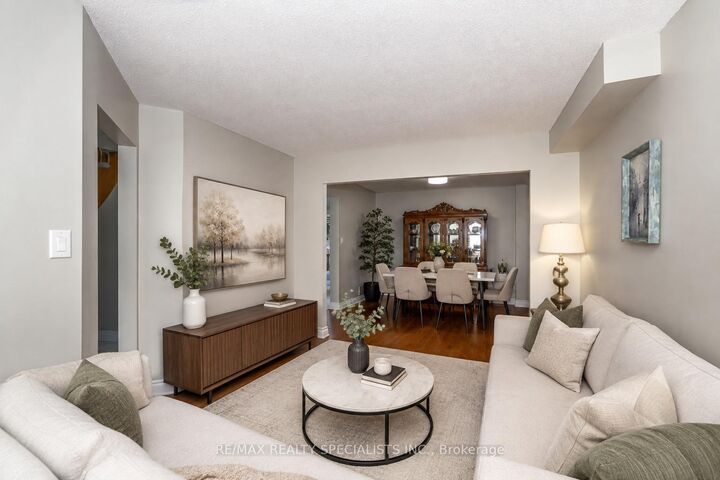 Property Photo: 6369 Longspur Road ON L5N 6H1