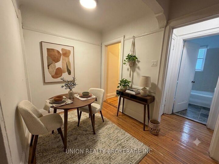 Property Photo:  84 Willow Avenue 30  ON M4E 3K2 