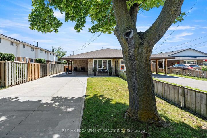 Property Photo:  167 Berkindale Drive  ON L8E 2R6 