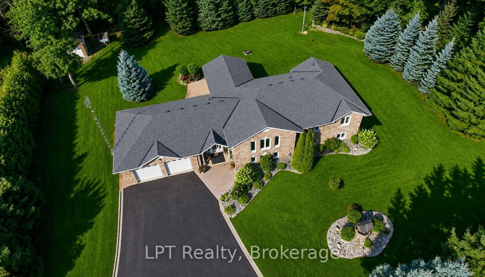 Property Photo:  10 Vicari Road  ON K0K 1H0 