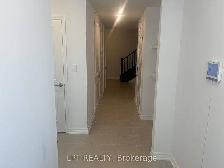 Property Photo:  91 Vinewood Crescent  ON L9J 1B4 