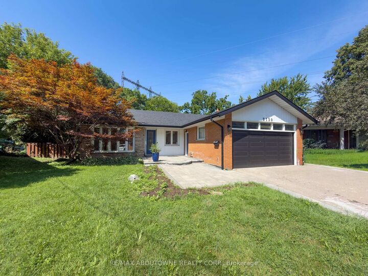 Property Photo: 2130 Greenhurst Avenue Upper ON L4X 1J6