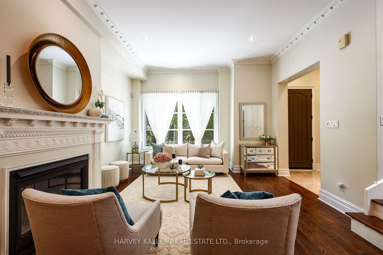 Property Photo:  30 Walder Avenue  ON M4P 2R6 