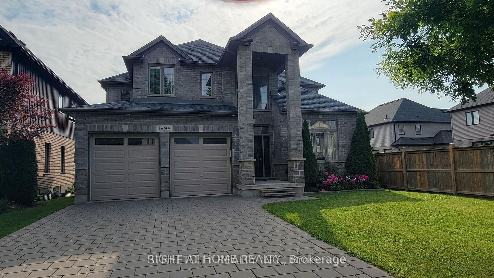 Property Photo:  1996 Ballymote Avenue  ON N5X 0J6 