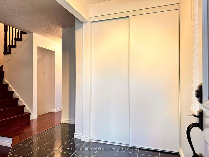 Property Photo: 400 Huntsmill Boulevard ON M1W 3R5