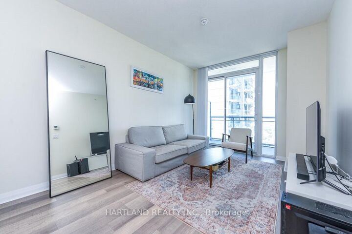 Property Photo:  5025 Four Springs Avenue 1901  ON L5R 0G5 