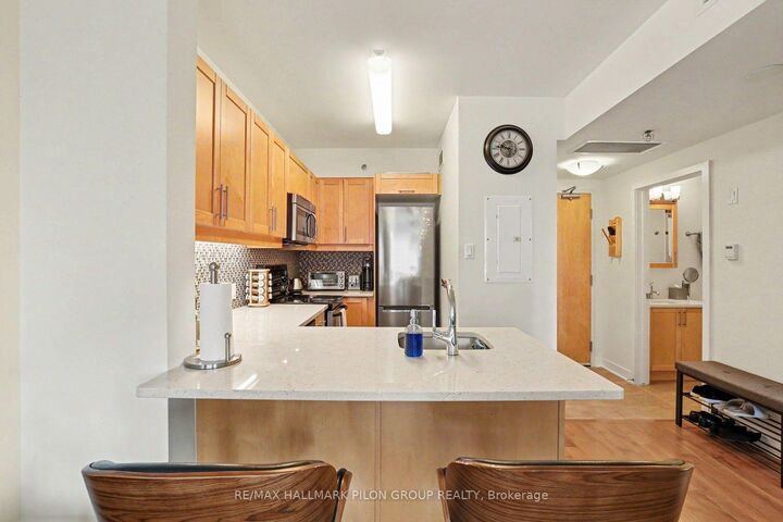 Property Photo:  300C Lett Street 619  ON K1R 0A8 