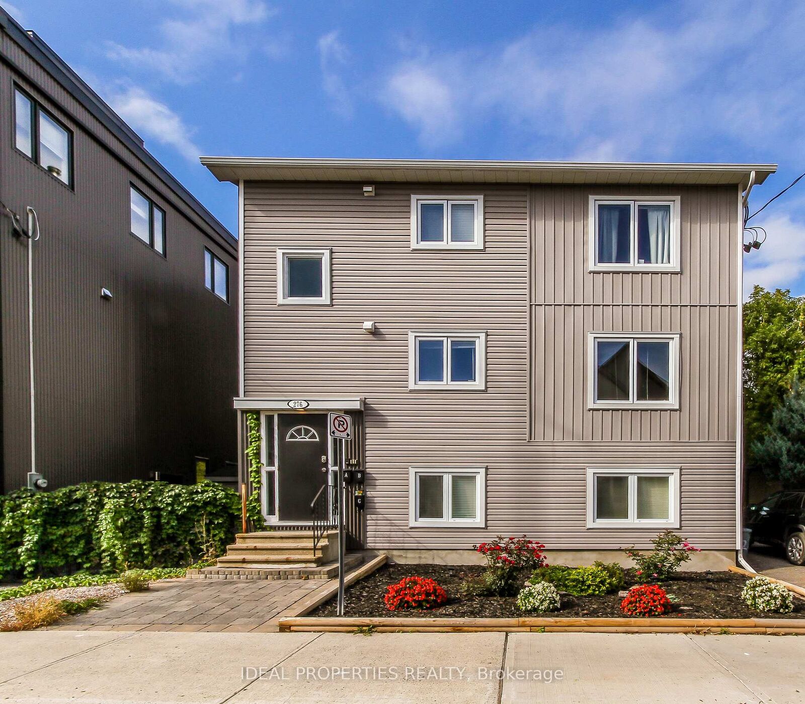 Property Photo:  276 Carruthers Avenue A  ON K1Y 1N9 