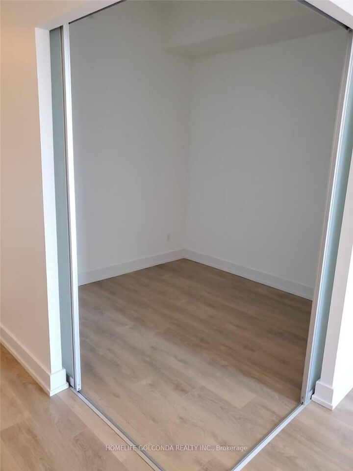 Property Photo: 150 Fairview Mall Drive 307 ON M2J 4T1