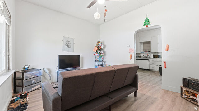 Property Photo: 671 E 2735 S UT 84403